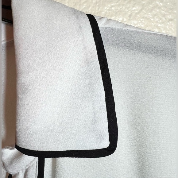 NWT Worthington White Black Tipping Blouse - Picture 3 of 7
